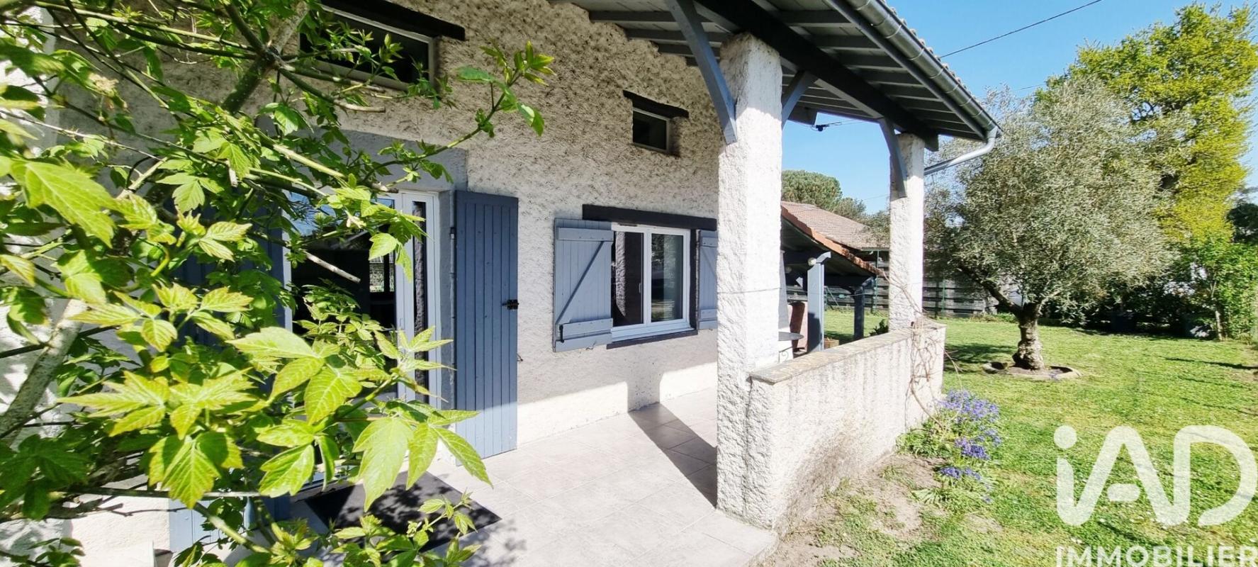 Maison traditionnelle 5 Pièce(s) Salles