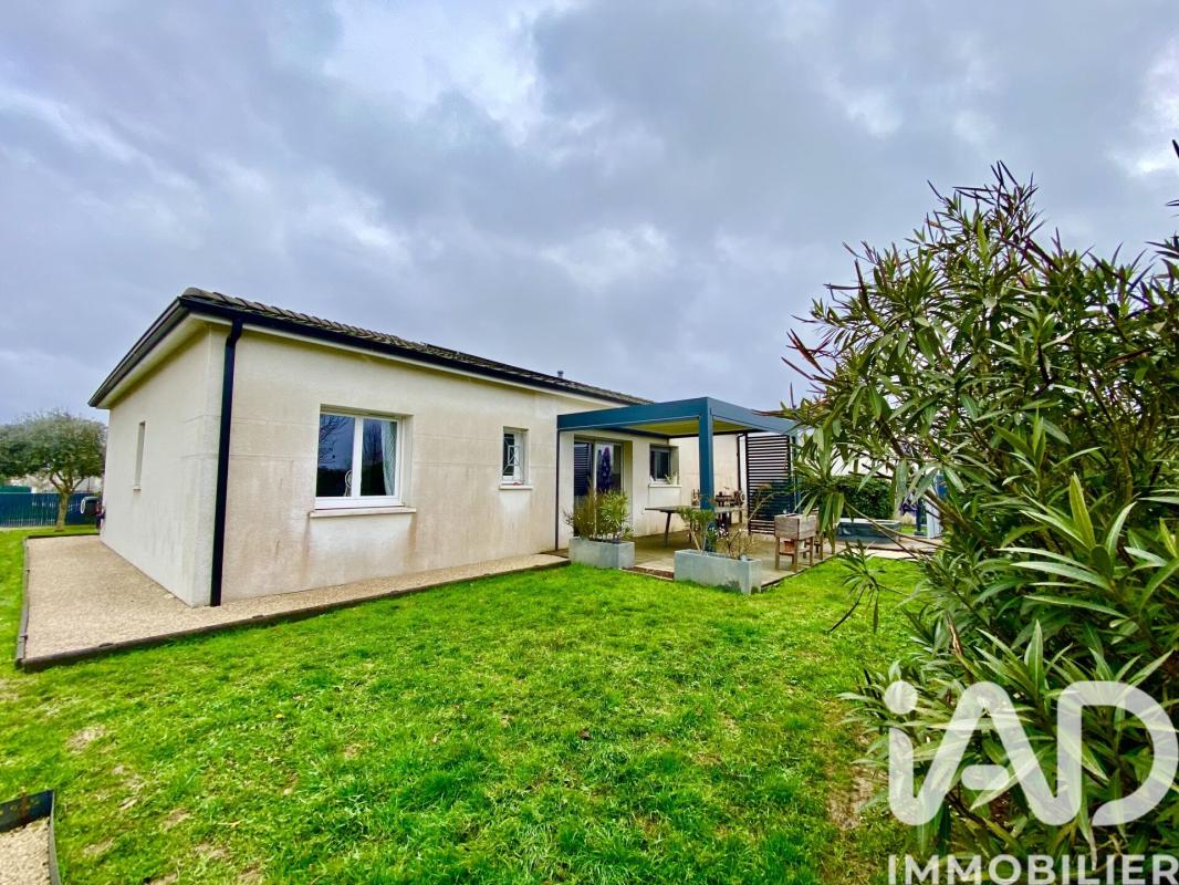 Maison 5 Pièce(s) Roquefort