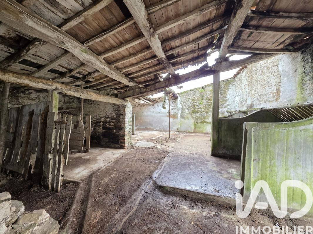 Maison 4 Pièce(s) La Regrippière
