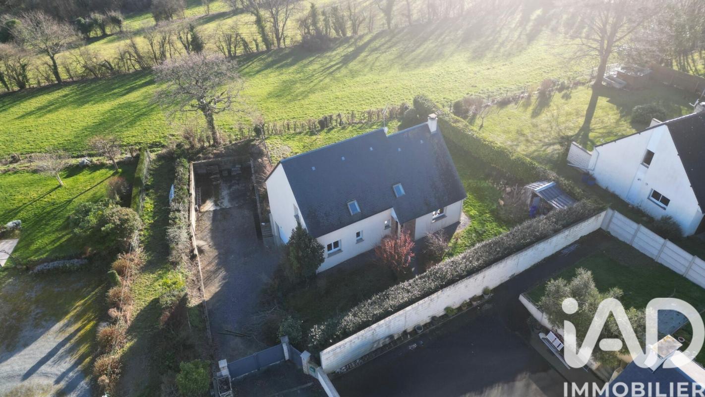 Maison 9 Pièce(s) Bréhal