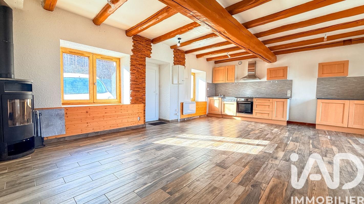 Maison 5 Pièce(s) Saint-Genest-Lerpt