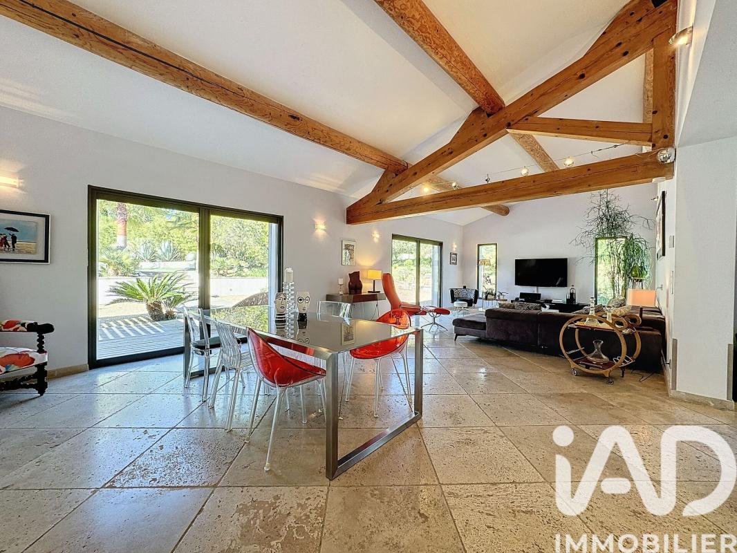 Maison 5 Pièce(s) Grimaud