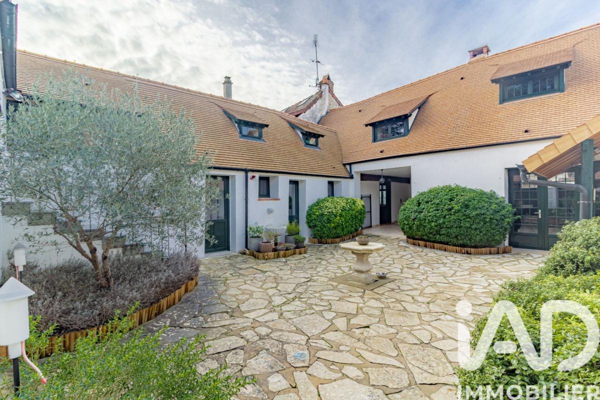 Maison 7 Pièce(s) Mantes-la-Jolie