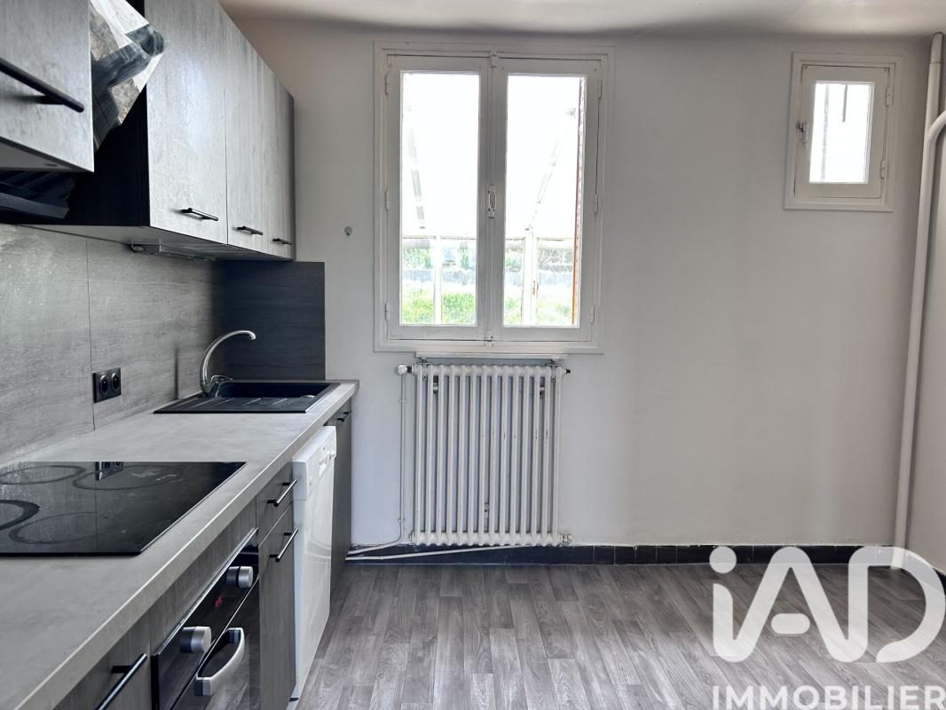 Maison 3 Pièce(s) Lafeuillade-en-Vézie - Photo 9