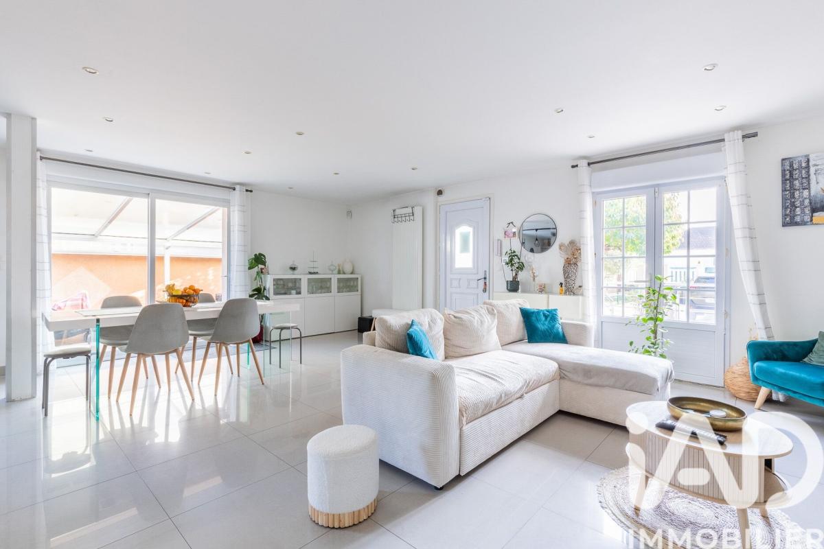 Maison traditionnelle 5 Pièce(s) Paray-Vieille-Poste