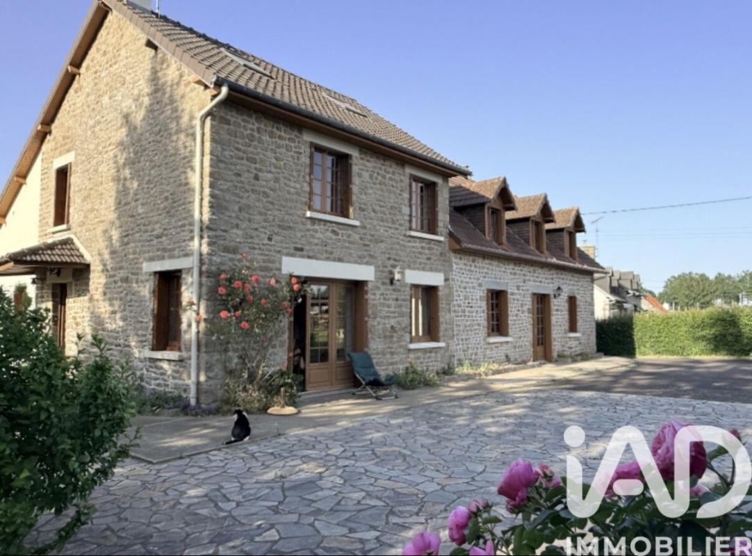 Maison en pierre 10 Pièce(s) Isigny-le-Buat