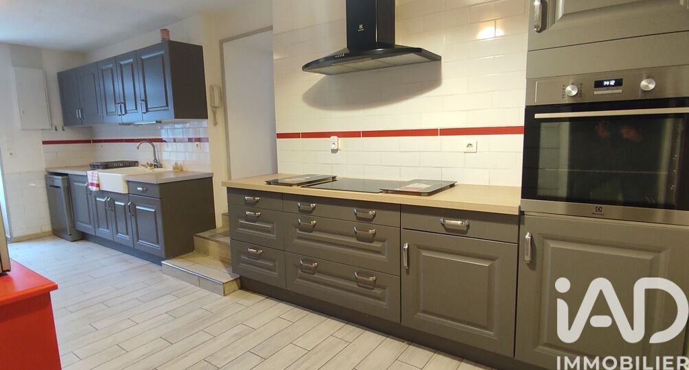 Maison 6 Pièce(s) Aigondigné