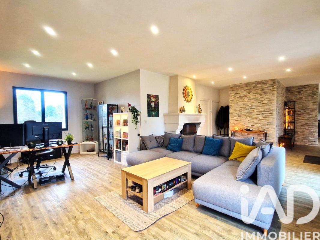 Maison 4 Pièce(s) Villebois-Lavalette - Photo 2