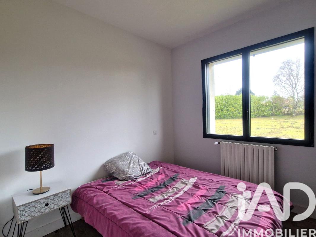 Maison 4 Pièce(s) Villebois-Lavalette - Photo 10