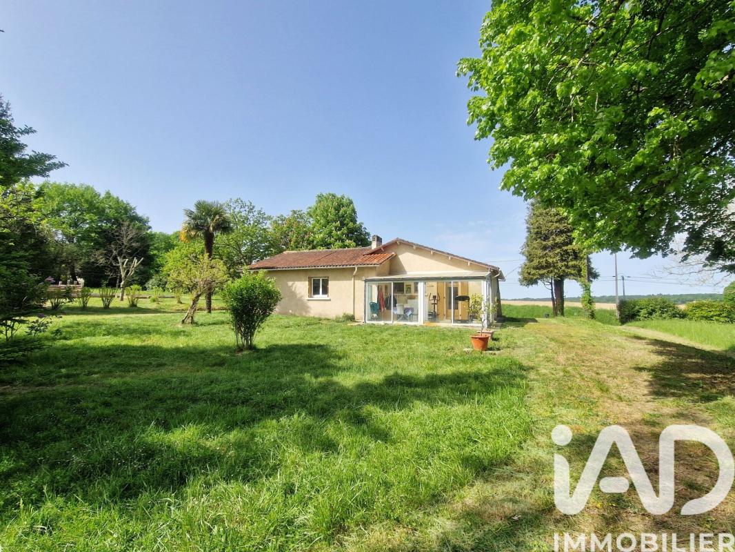 Maison 4 Pièce(s) Deviat