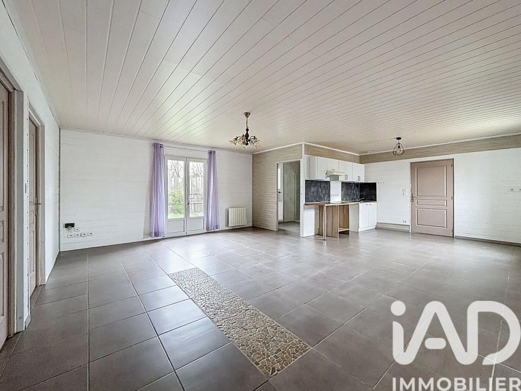 Maison 4 Pièce(s) Saint-Hilaire-la-Palud