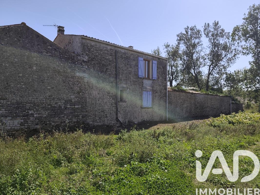 Maison 3 Pièce(s) Lozay - Photo 1