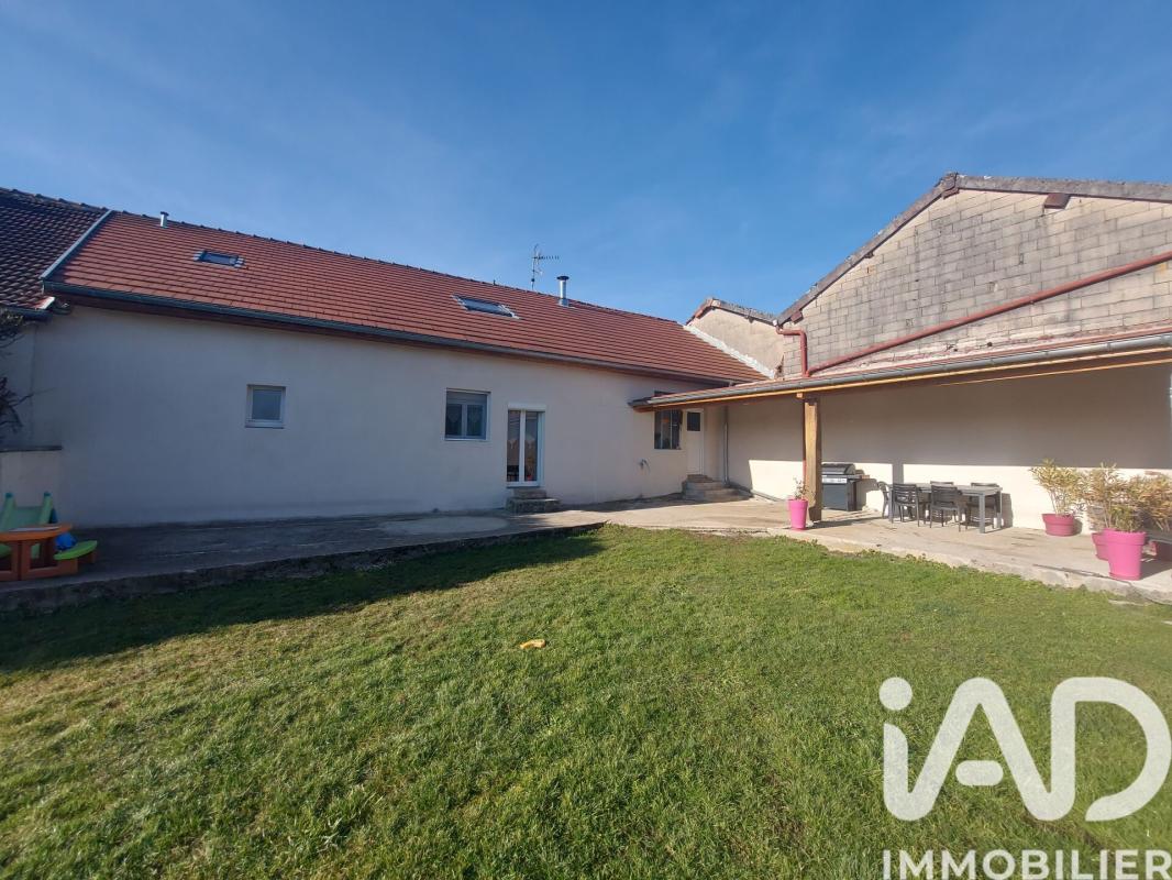 Maison 5 Pièce(s) Orgelet - Photo 3
