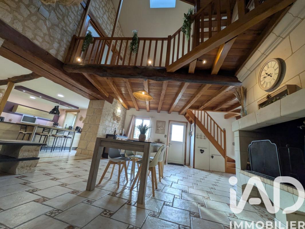 Maison 8 Pièce(s) Saint-Germain-sur-Vienne - Photo 1