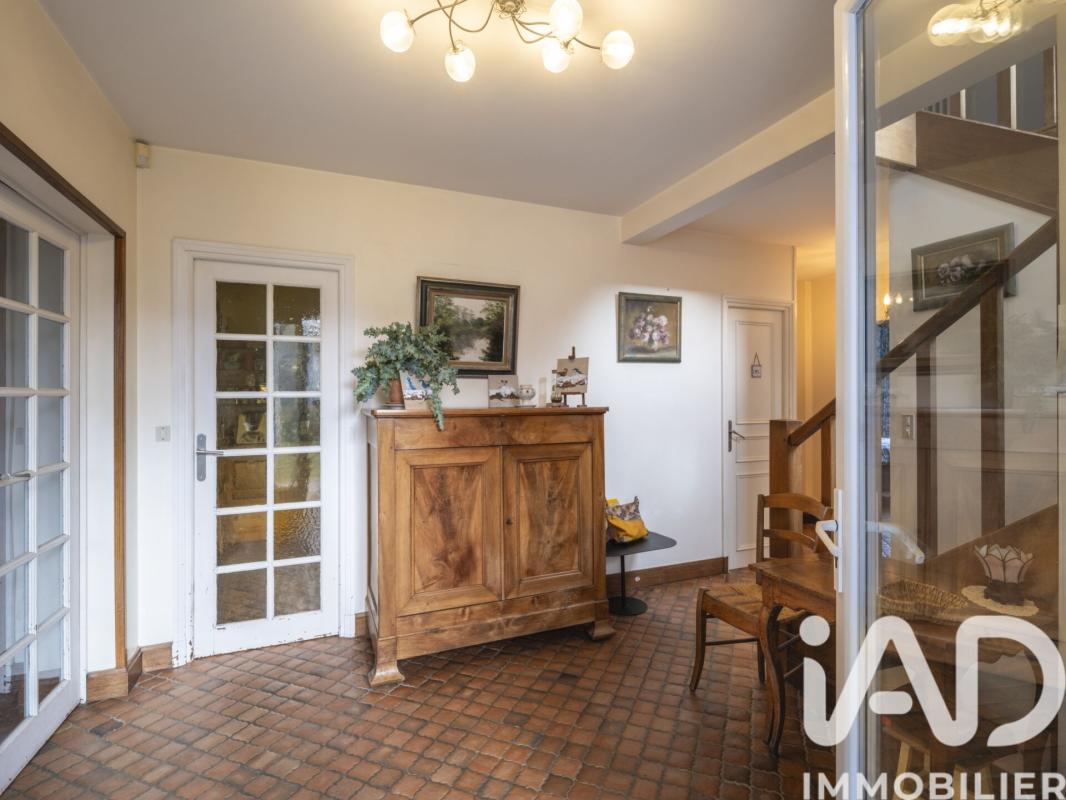 Maison 7 Pièce(s) Dampierre-en-Yvelines