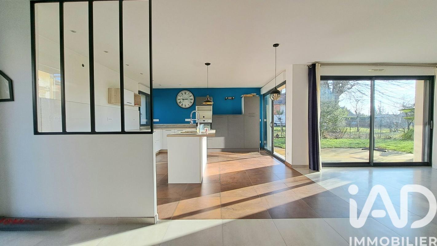 Maison 5 Pièce(s) Clérey