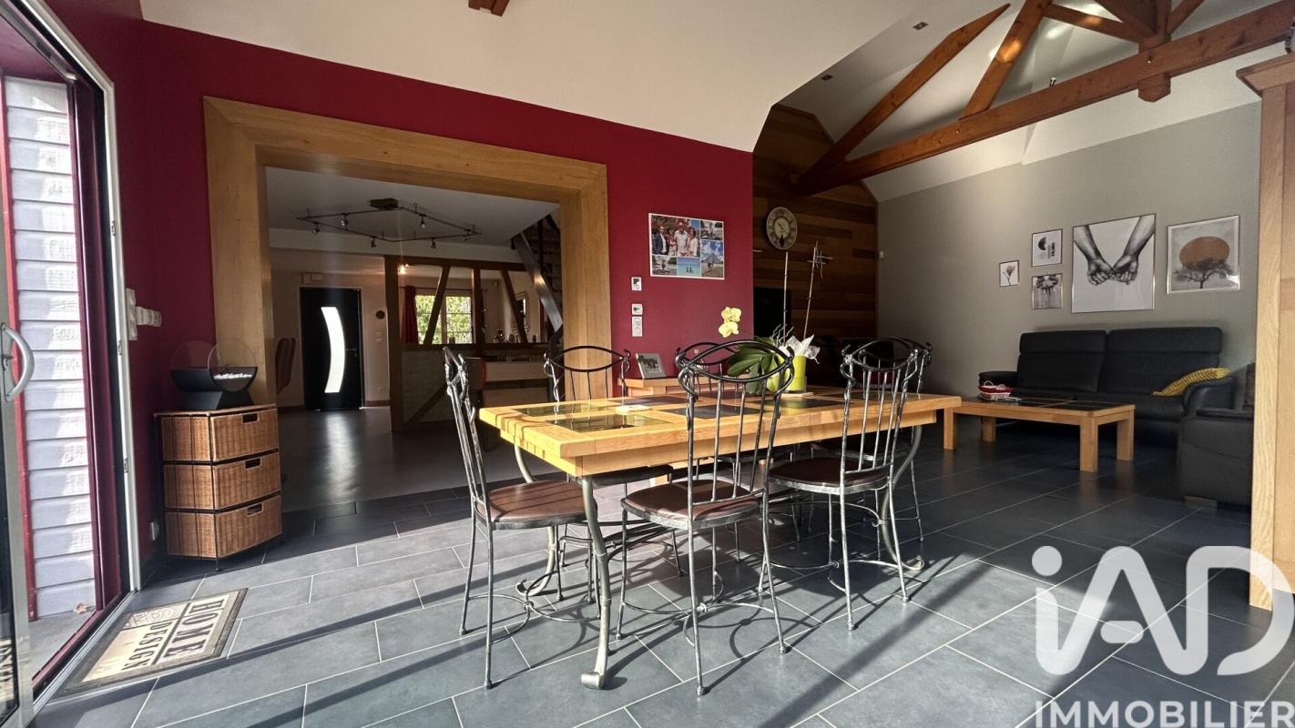 Maison 8 Pièce(s) Longuenée-en-Anjou