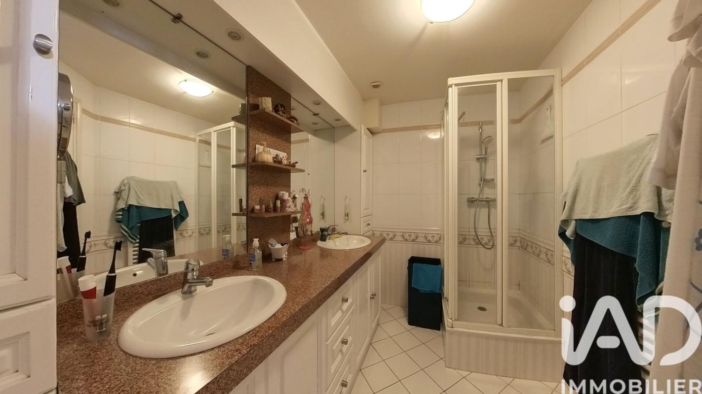 Maison 7 Pièce(s) Savigny-en-Véron - Photo 9