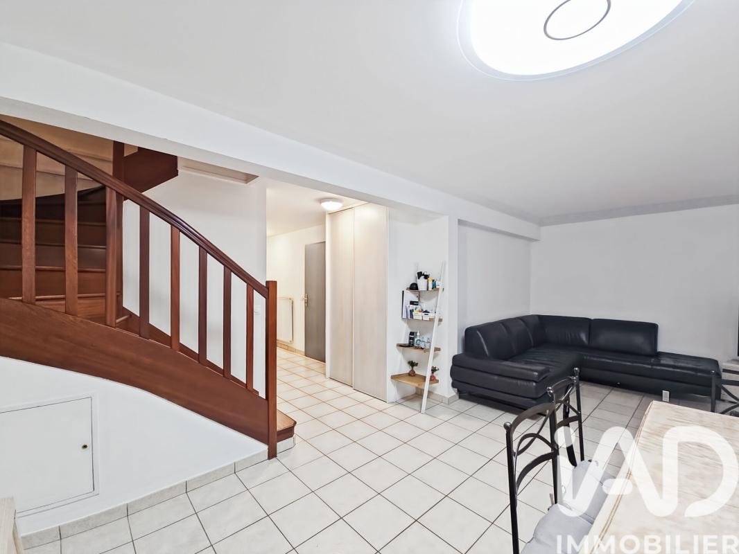 Maison 5 Pièce(s) Lésigny - Photo 3