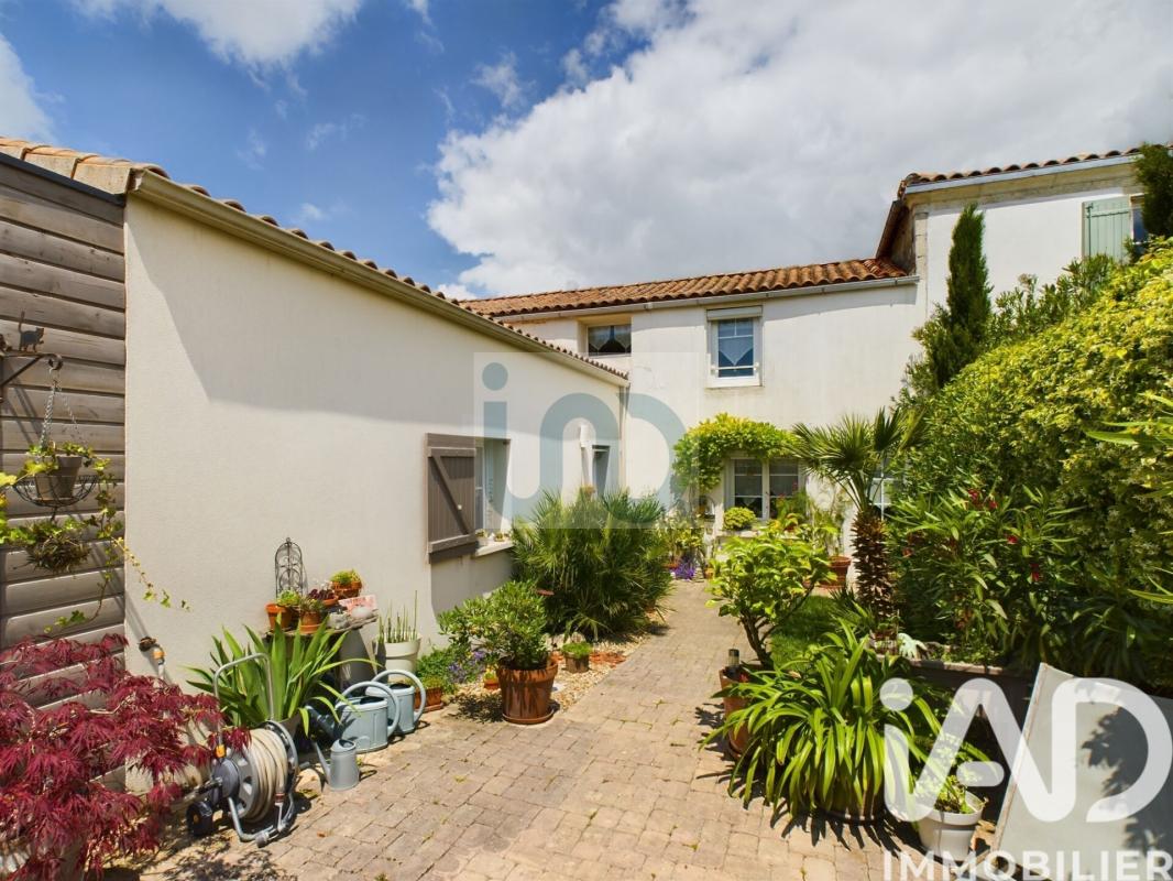 Maison 6 Pièce(s) Marsilly