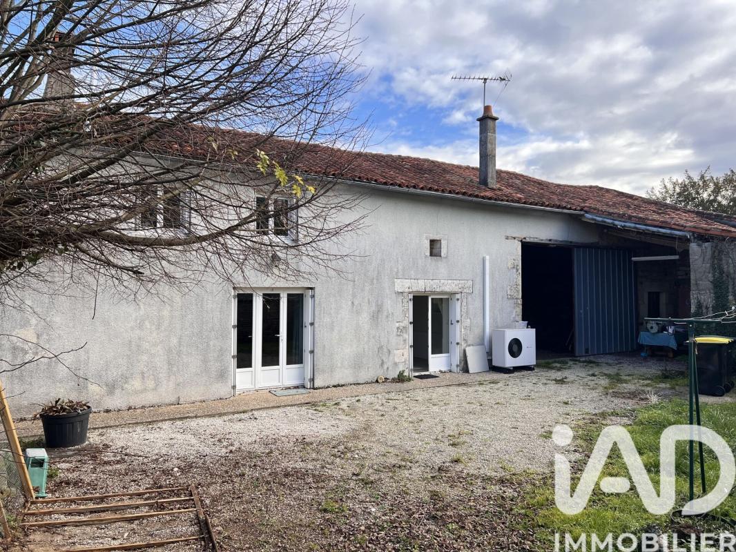 Maison 5 Pièce(s) Salles-de-Villefagnan - Photo 26
