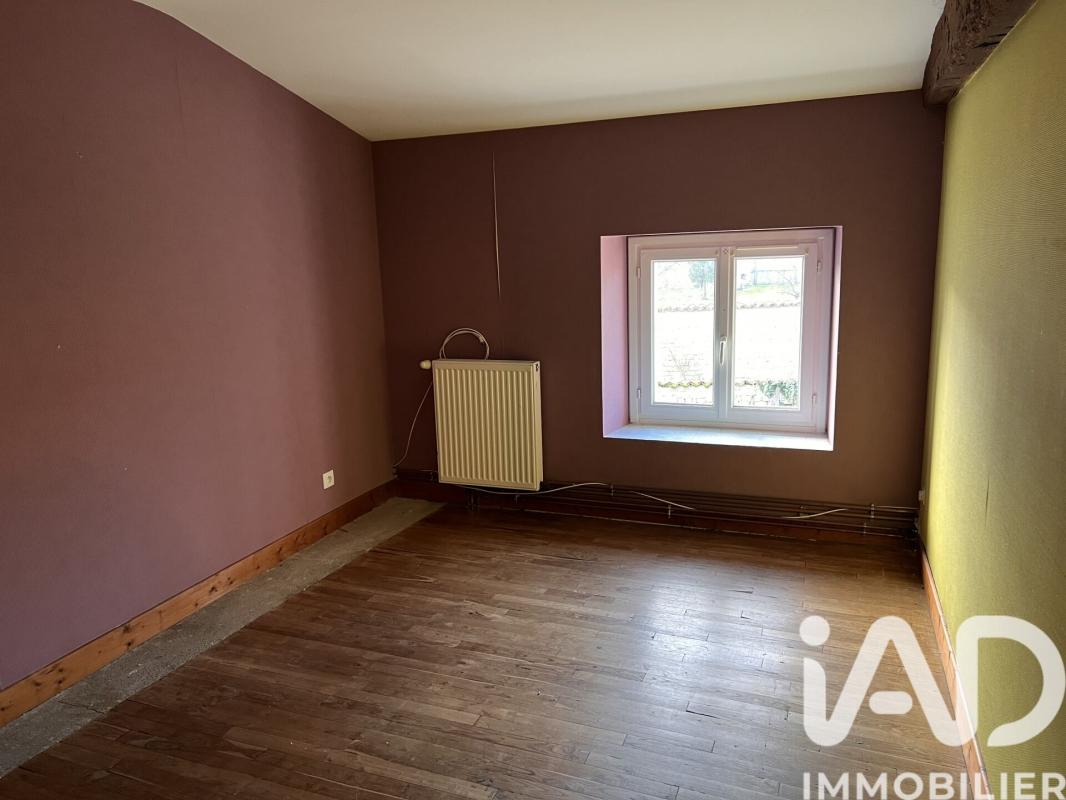 Maison 5 Pièce(s) Salles-de-Villefagnan - Photo 11