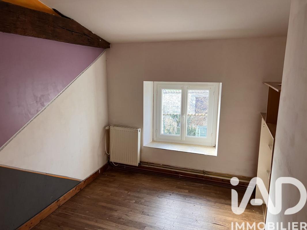 Maison 5 Pièce(s) Salles-de-Villefagnan - Photo 13