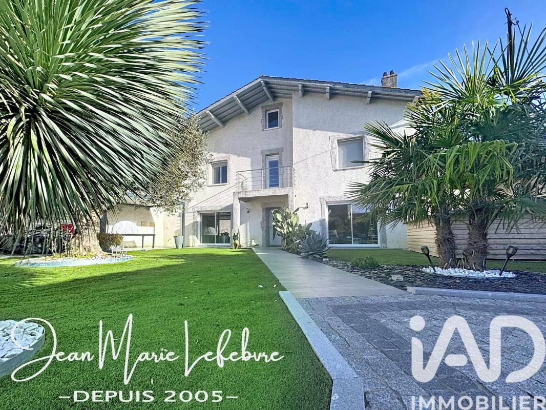 Maison 4 Pièce(s) Ampuis