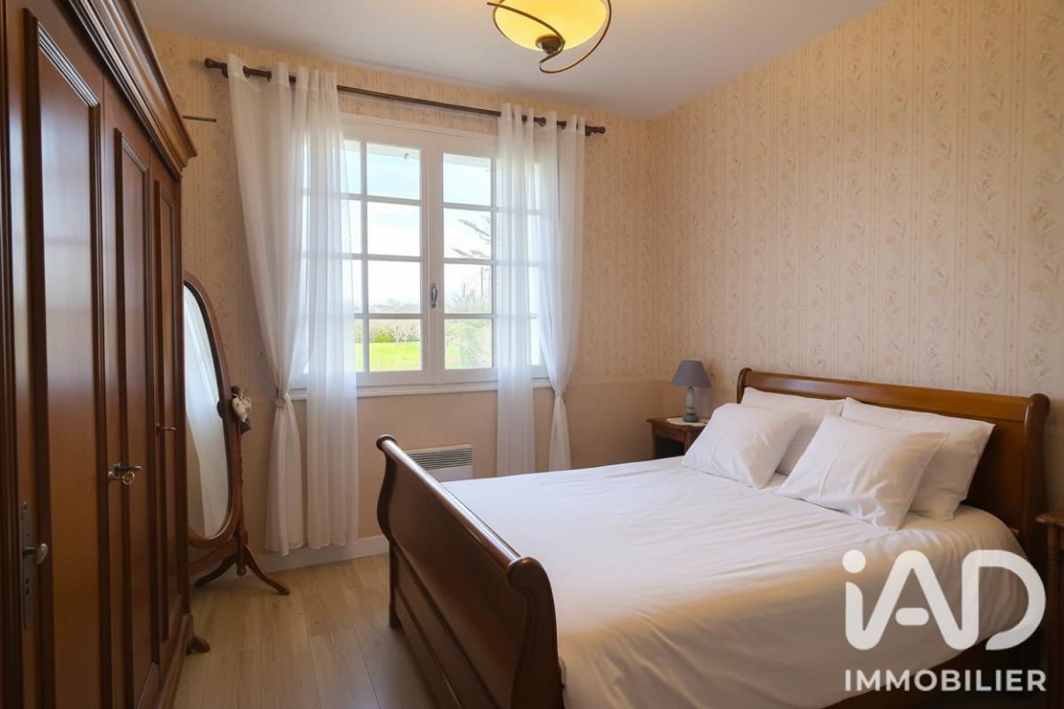 Maison 8 Pièce(s) Chasseneuil-sur-Bonnieure - Photo 8