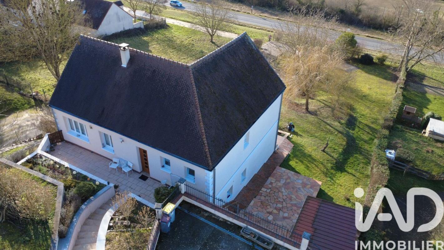 Maison traditionnelle 4 Pièce(s) Rosoy