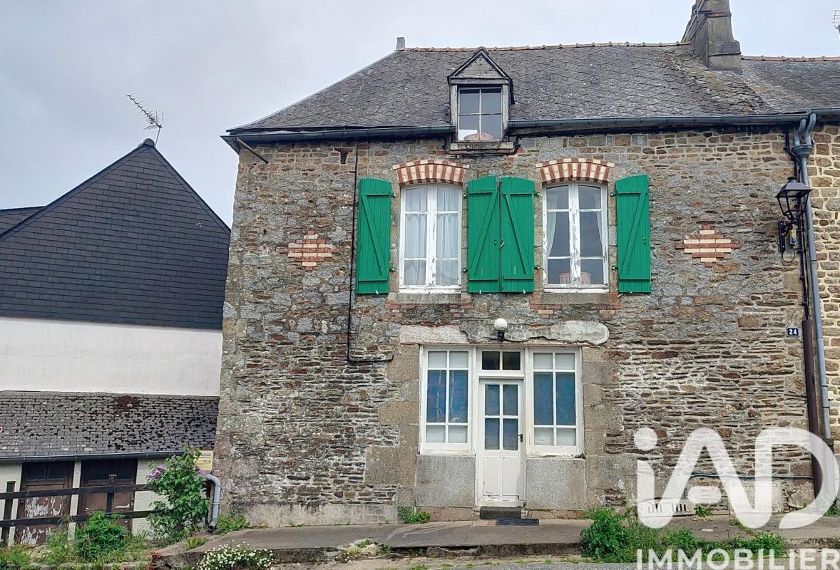 Maison de village 3 Pièce(s) Bazouges-la-Pérouse