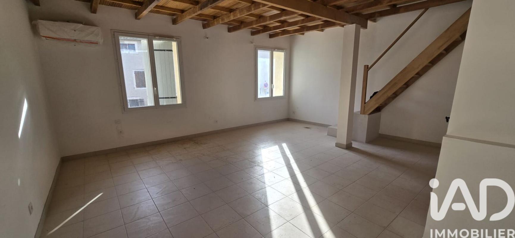 Appartement 5 Pièce(s) Saint-Saturnin-lès-Avignon