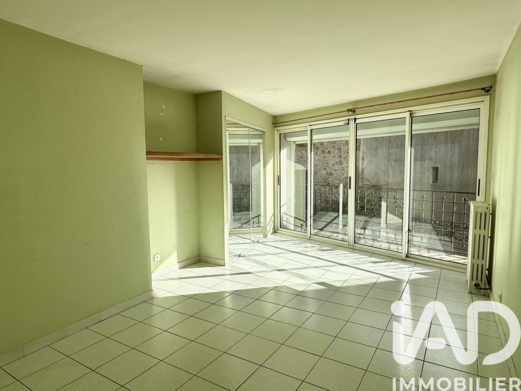Maison 12 Pièce(s) Saint-Saturnin-de-Lucian - Photo 14