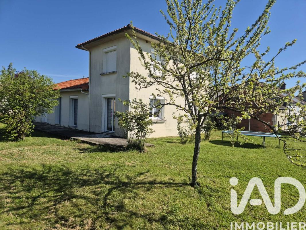 Maison 6 Pièce(s) Taizé-Aizie