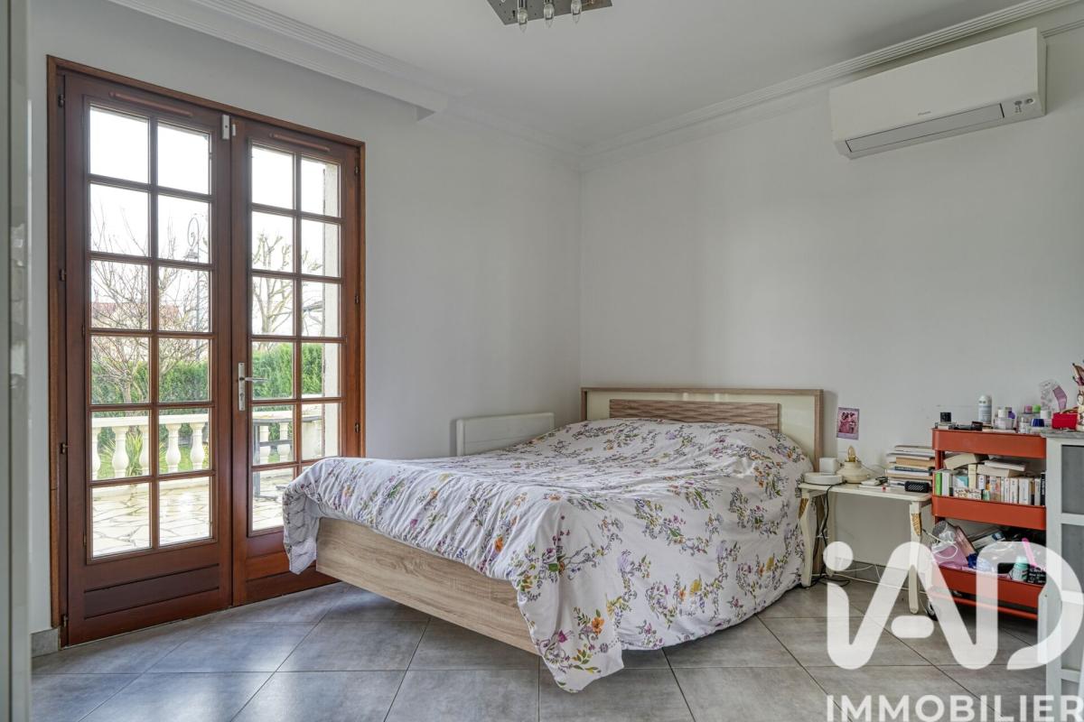 Maison 9 Pièce(s) L'Isle-Adam - Photo 12