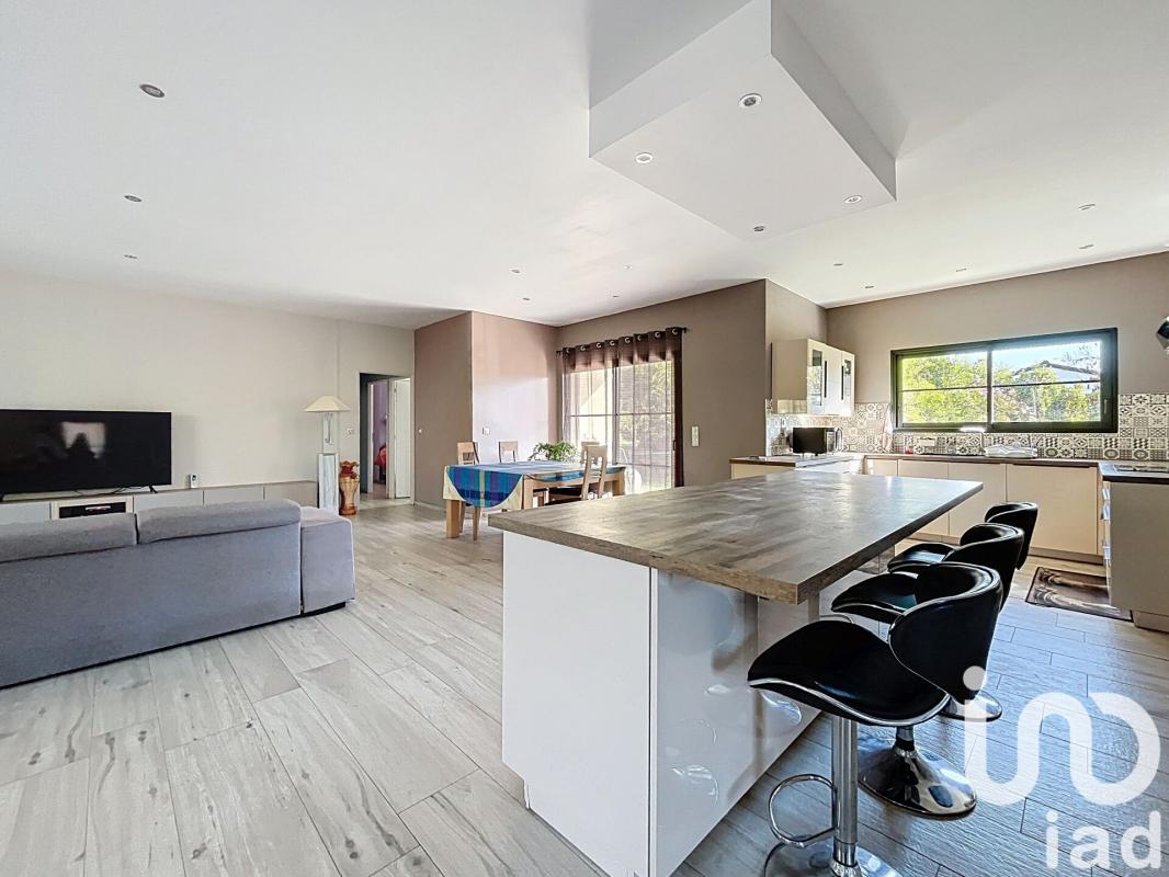 Maison 4 Pièce(s) Carbon-Blanc