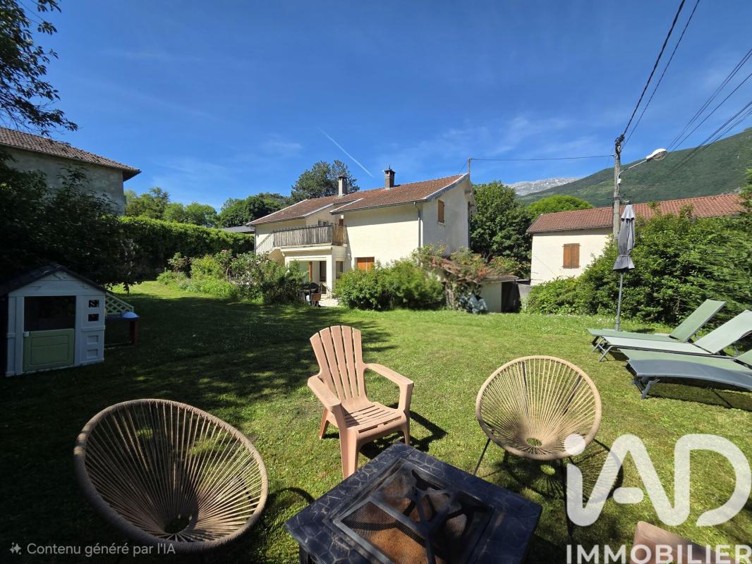 Maison 8 Pièce(s) Vif