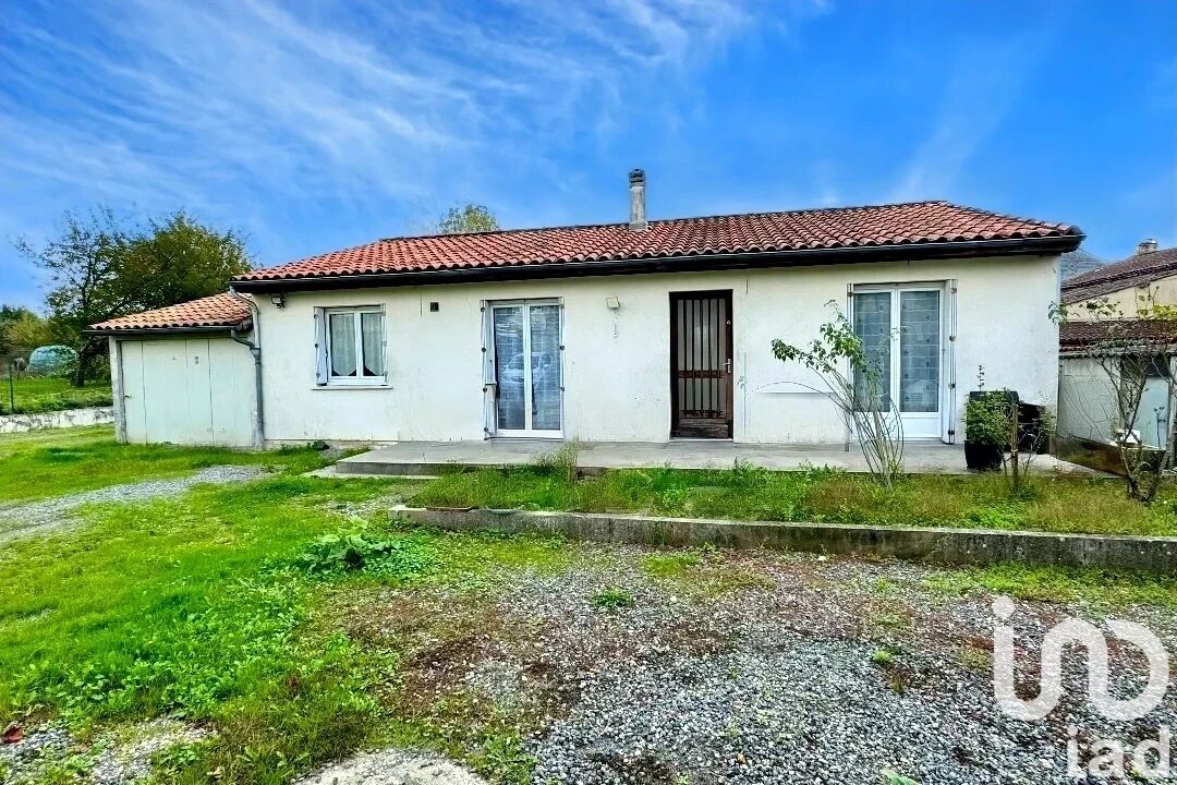 Maison 5 Pièce(s) Saint-Fort-sur-le-Né