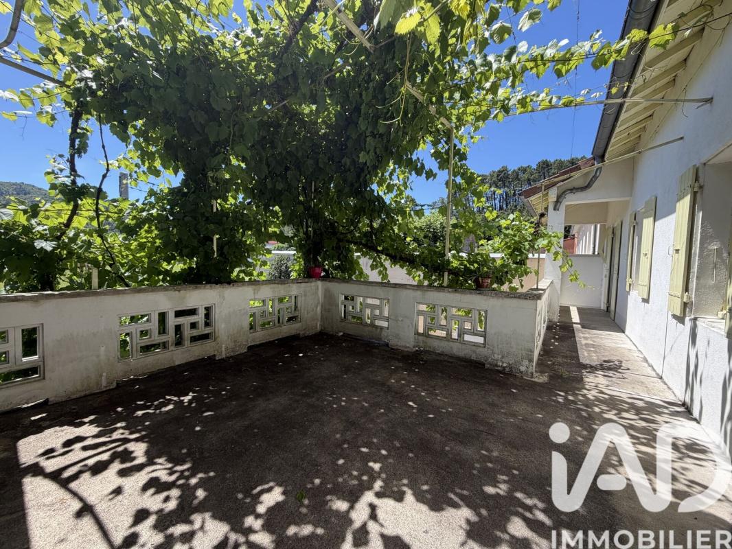 Maison de village 12 Pièce(s) Lalevade-d'Ardèche
