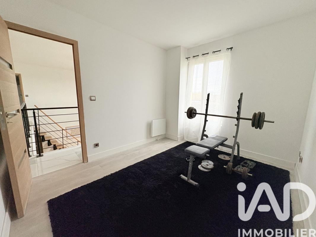 Maison 6 Pièce(s) Brain-sur-Allonnes - Photo 11