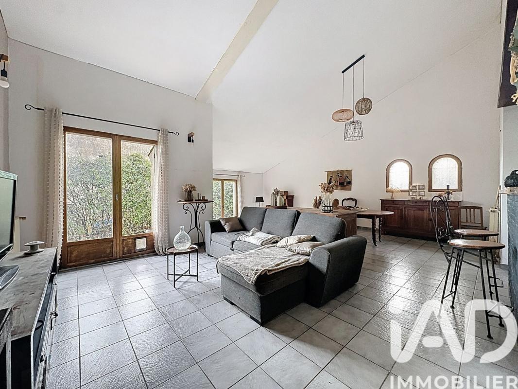 Maison 4 Pièce(s) Quarante