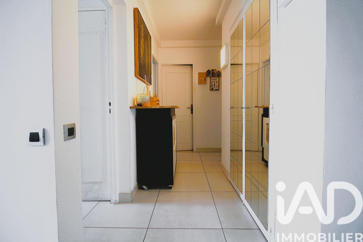 Appartement 4 Pièce(s) Marseille 15eme Arrondissement