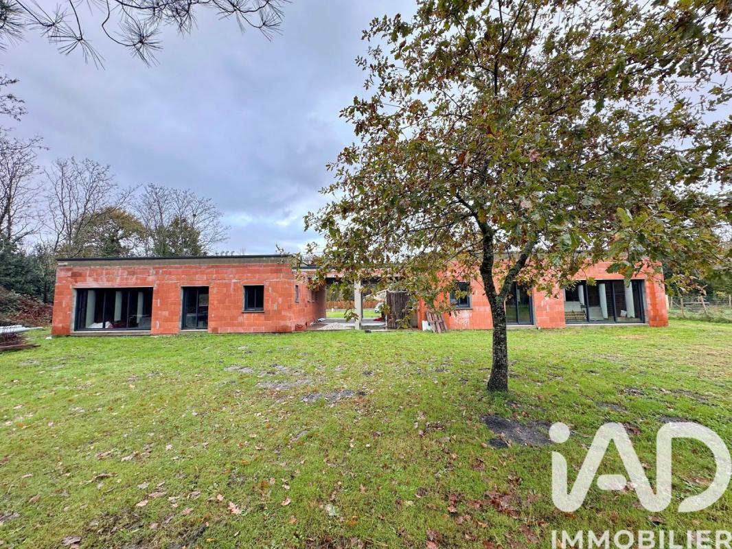 Maison 8 Pièce(s) Vendays-Montalivet