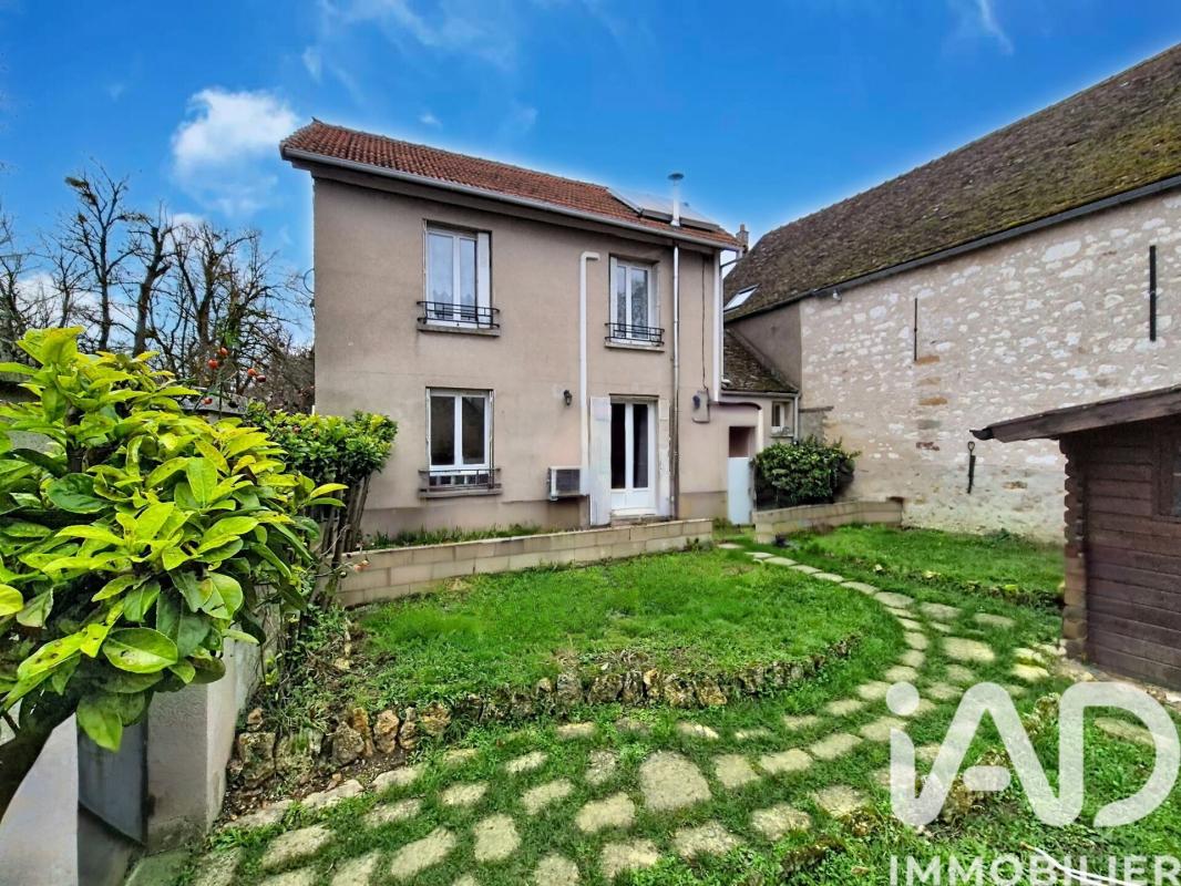 Maison 3 Pièce(s) Villeneuve-la-Guyard