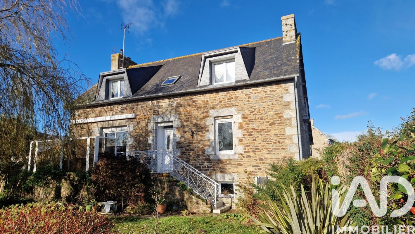 Maison traditionnelle 6 Pièce(s) Plouguenast-Langast
