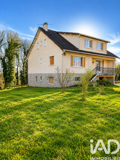 Maison traditionnelle 8 Pièce(s) Vernou-la-Celle-sur-Seine