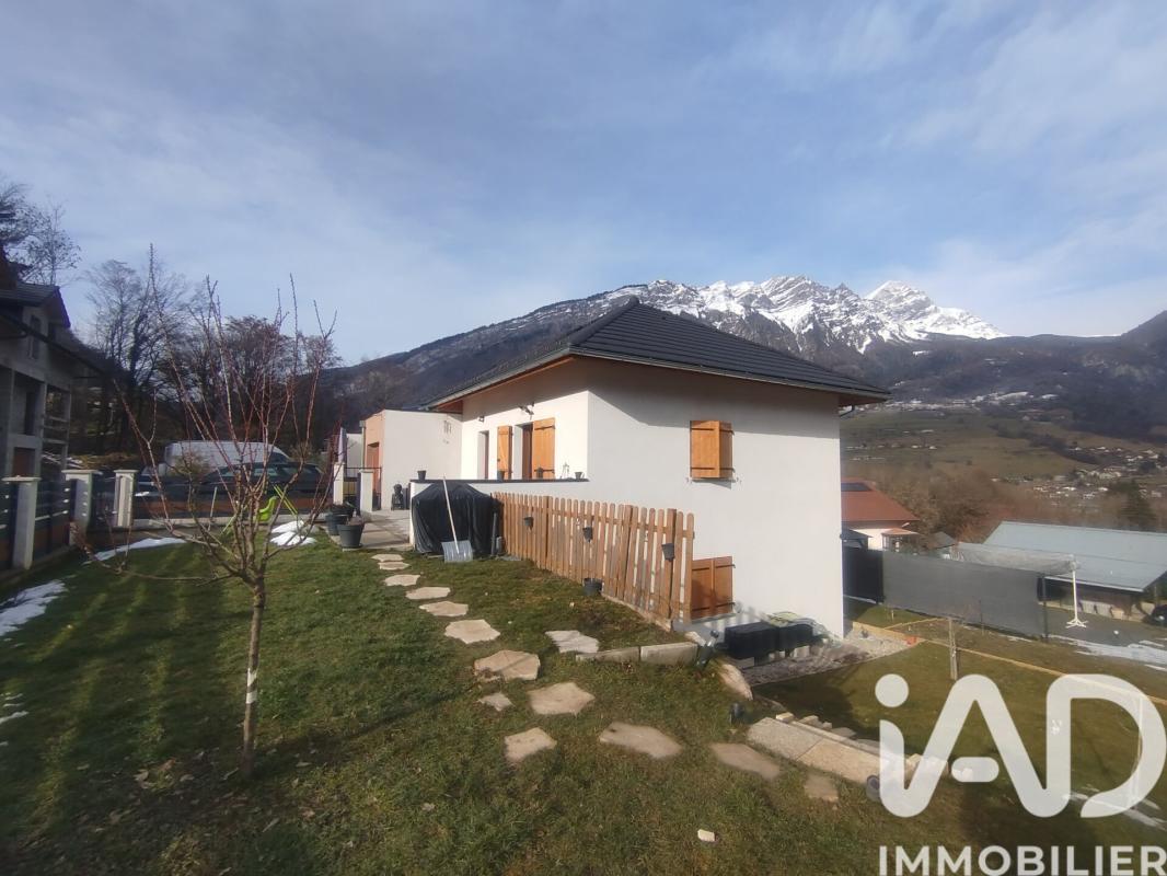 Maison 4 Pièce(s) Ugine