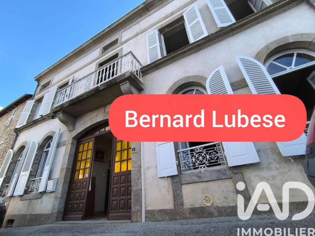 Maison 8 Pièce(s) Bellegarde-en-Marche