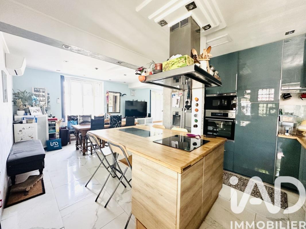 Maison 5 Pièce(s) Le Thillay