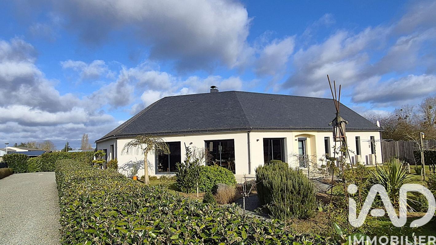 Maison d'architecte 5 Pièce(s) Beaufort-en-Anjou